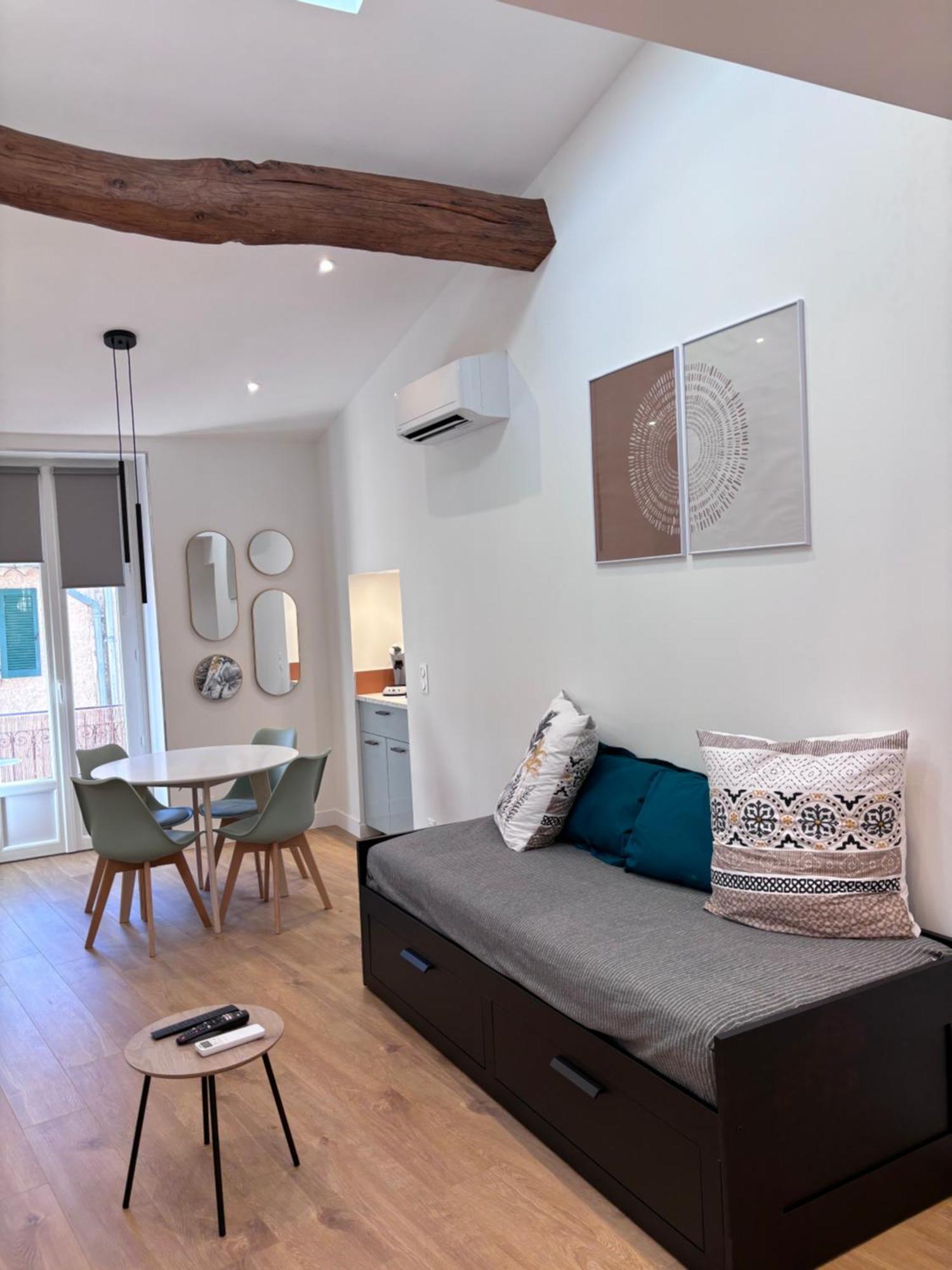 Charmant Appartement Au Coeur De Villeneuve Loubet المظهر الخارجي الصورة